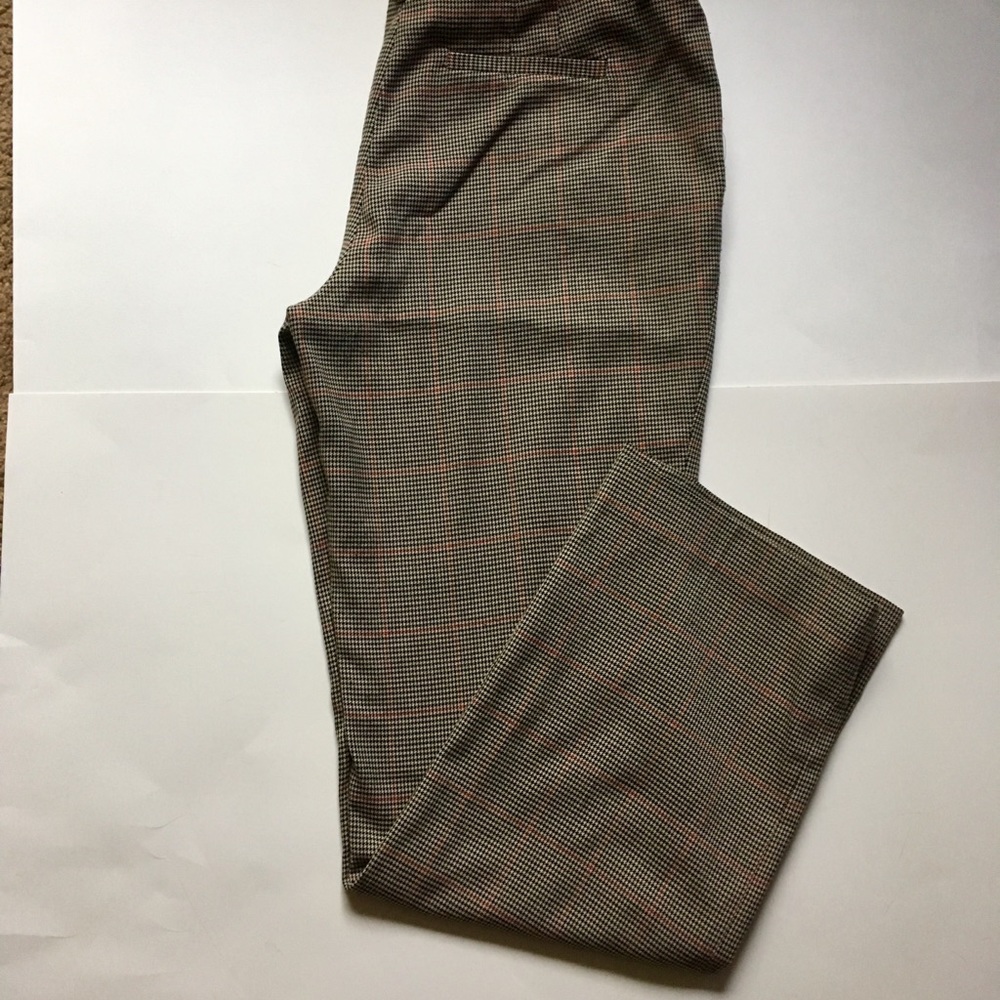 Jones New York pants not for sale!!!